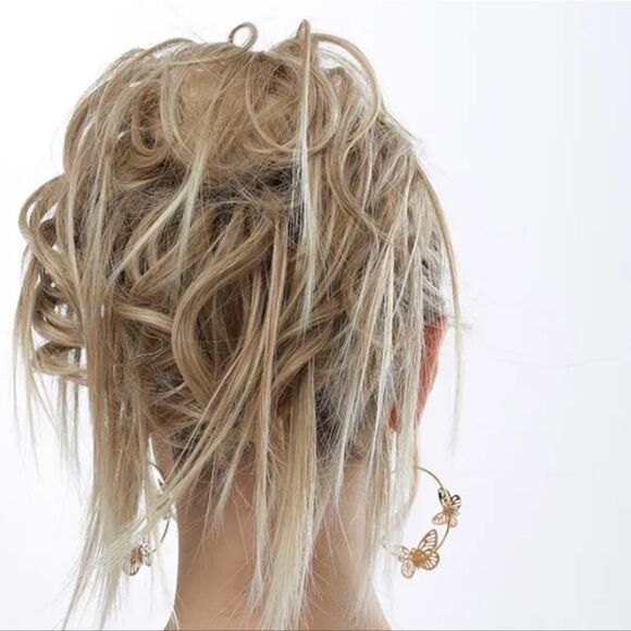 NWOT Messy Bun Hair Tie - Picture 2 of 4